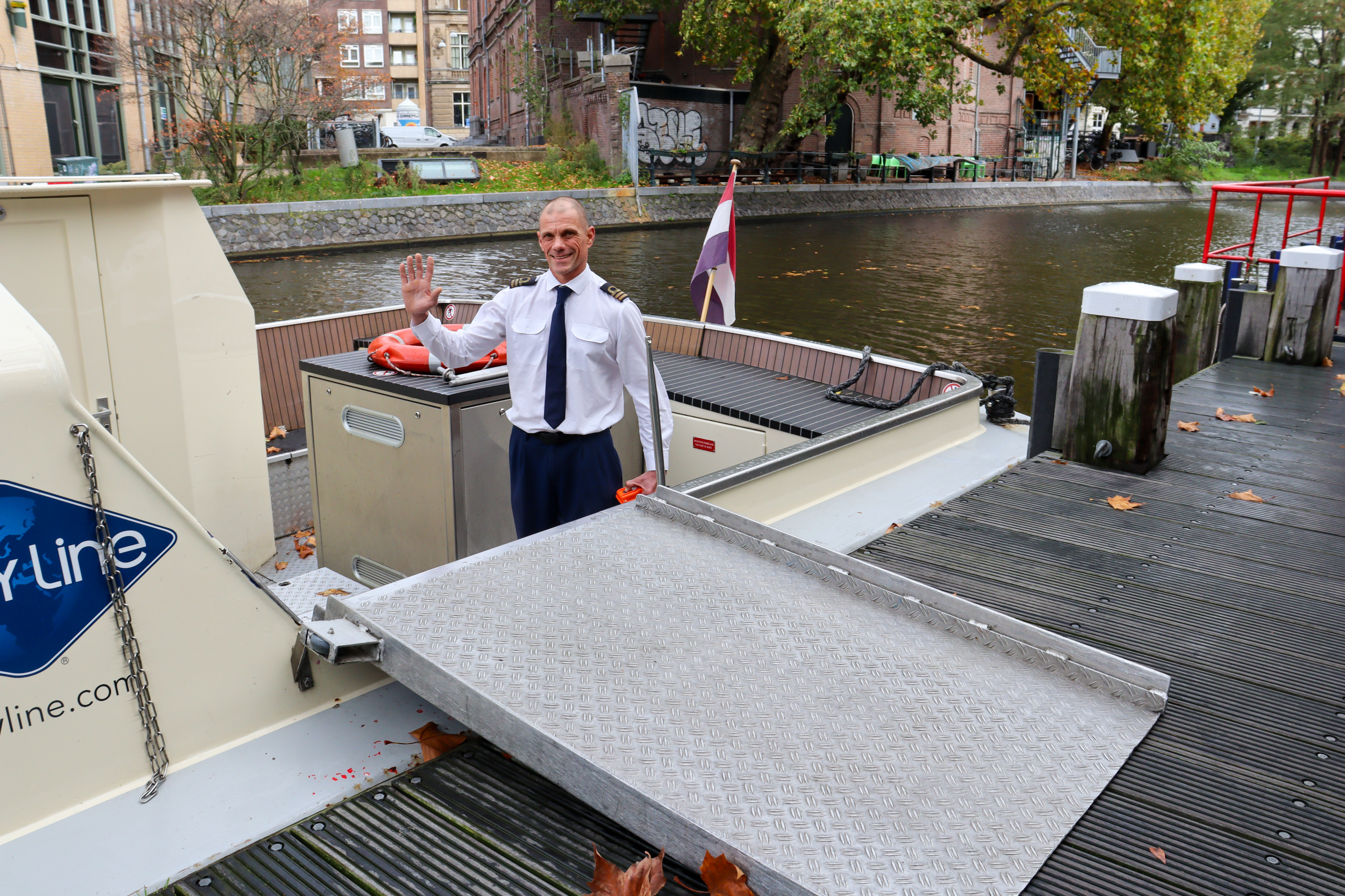 Ramp and platform lift at the back of the boat